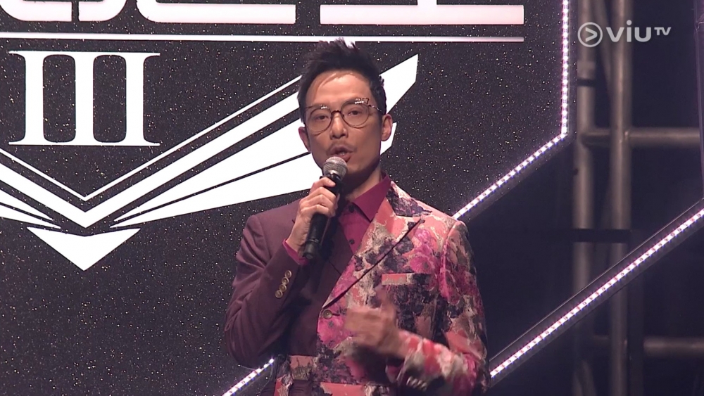 到30歲先轉行，實在唔係一個容易嘅決定，強尼感激太太嘅支持