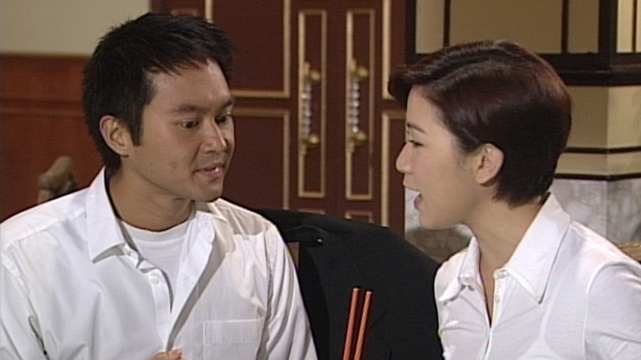 ，近日有傳將會翻拍《十月初五的月光》，更會以全新班底再次演釋呢套電視劇