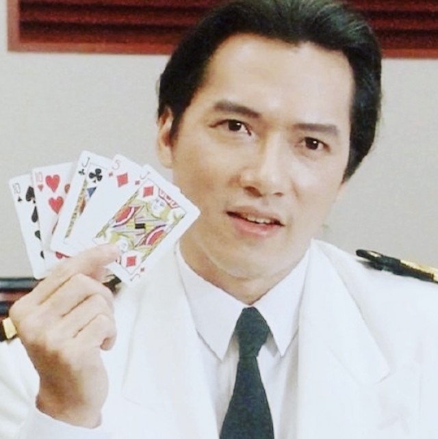 豹哥上傳「侯賽因」舊照慶祝《賭俠》30 週年。