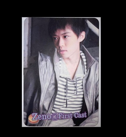 顧定軒曬出自己最新嘅 Yes!Card 之餘仲曬埋自己十年前嘅第一張 Yes!Card！