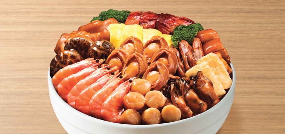 「美心」推出 3 款盆菜,有 6 位用,都有 10 至 12 位用,用料豐富。