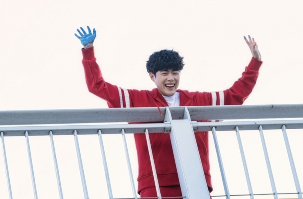 飾演「蘇炆」嘅趙炳圭憑劇集爆紅，佢喺戲內係一個善良、超有毅力嘅男孩。