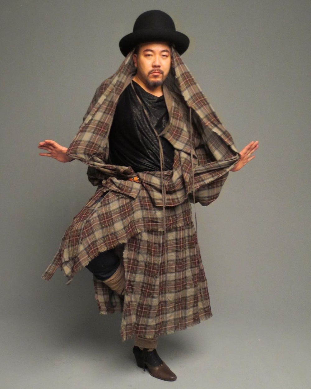 黃偉文獲封為「潮流教父」。