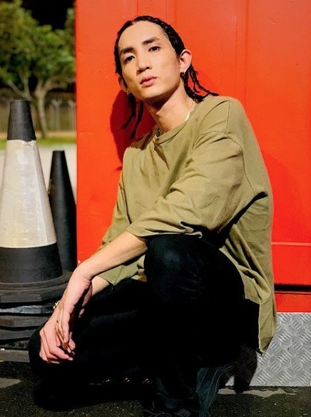 Lokman 及姜濤為隊友護航。