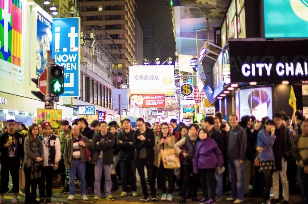 香港最近氣溫急降,天氣寒冷