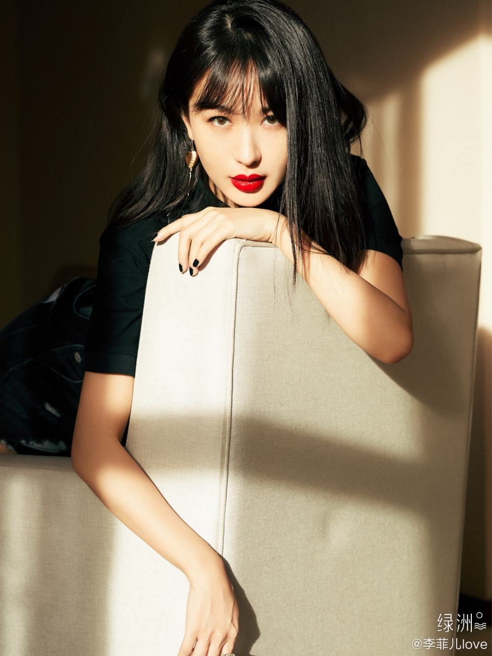黃曉明前女友李菲兒。