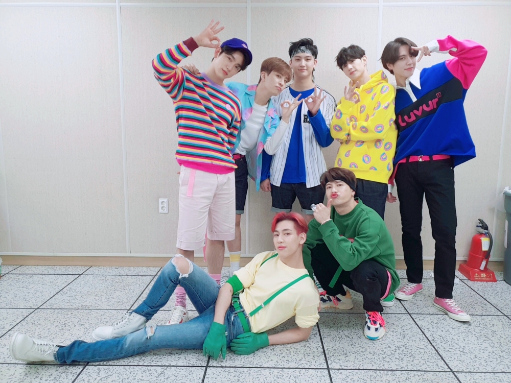 聖誕節嗰日為粉絲演出！