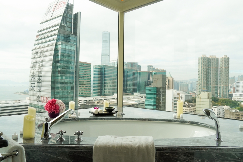 啱晒大家想喺佳節同另一半過番個甜蜜嘅二人世界。