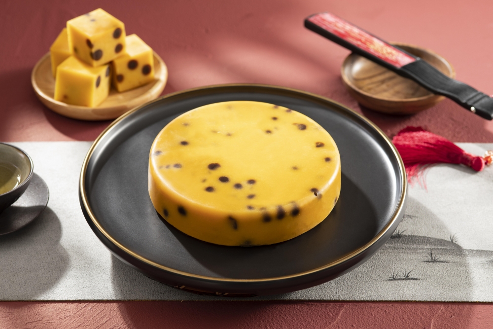 黑珍珠奶黃年糕禮盒 會員價 $78 原價 $88