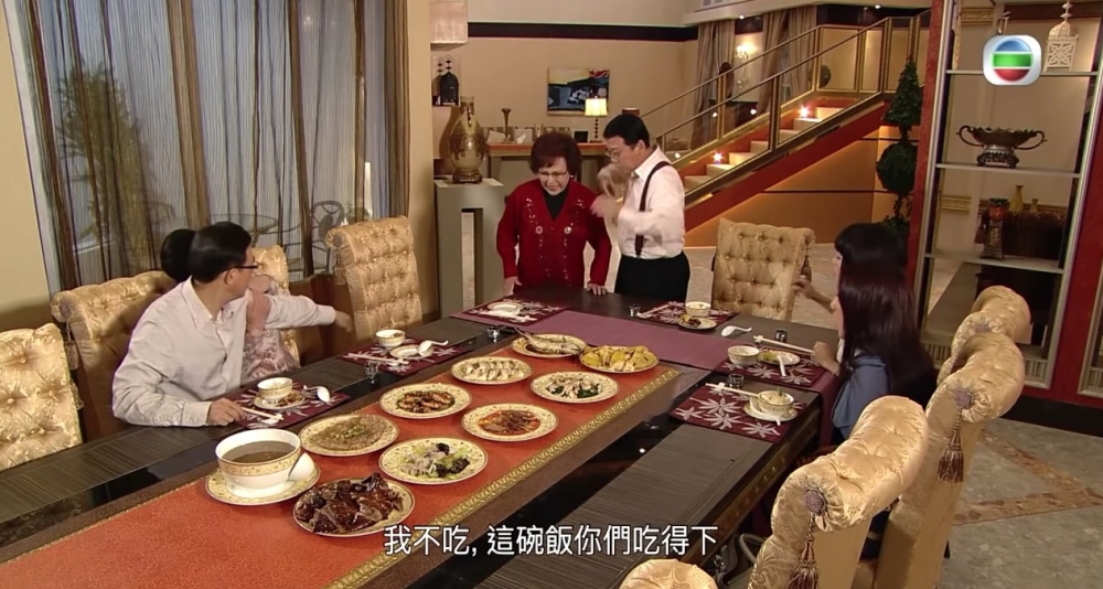 「嫲嫲」李香琴為逼一班孫仔孫女返屋企食飯,竟然絕食抗議