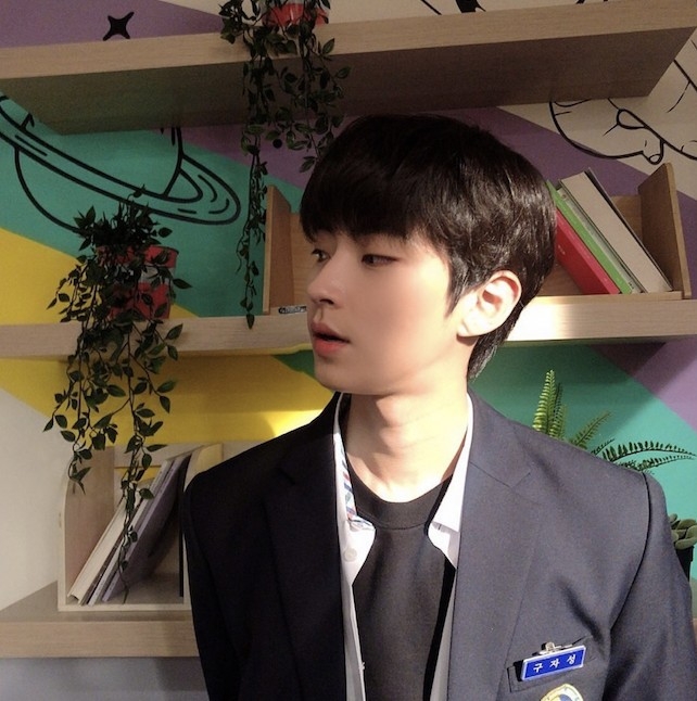 黃仁燁早前出演《重回 18 歲》累積咗唔少人氣,而且喺劇中都係飾演高中生。