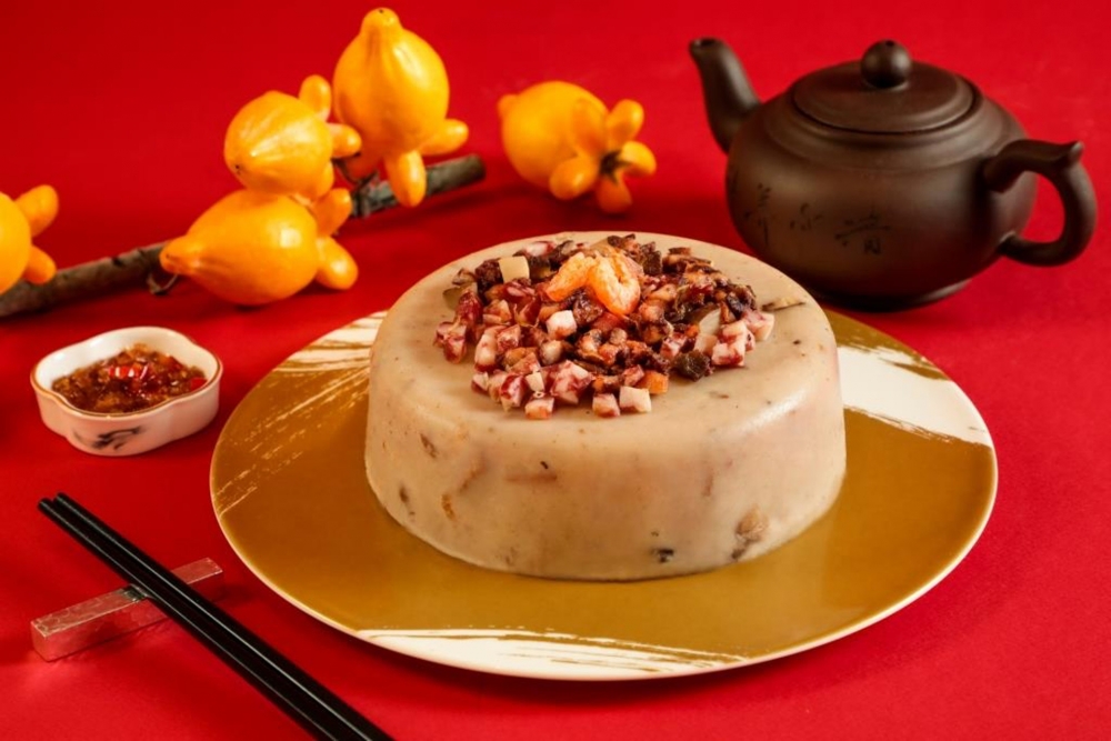 五香臘味芋頭糕每盒248元,早鳥優惠每盒198元