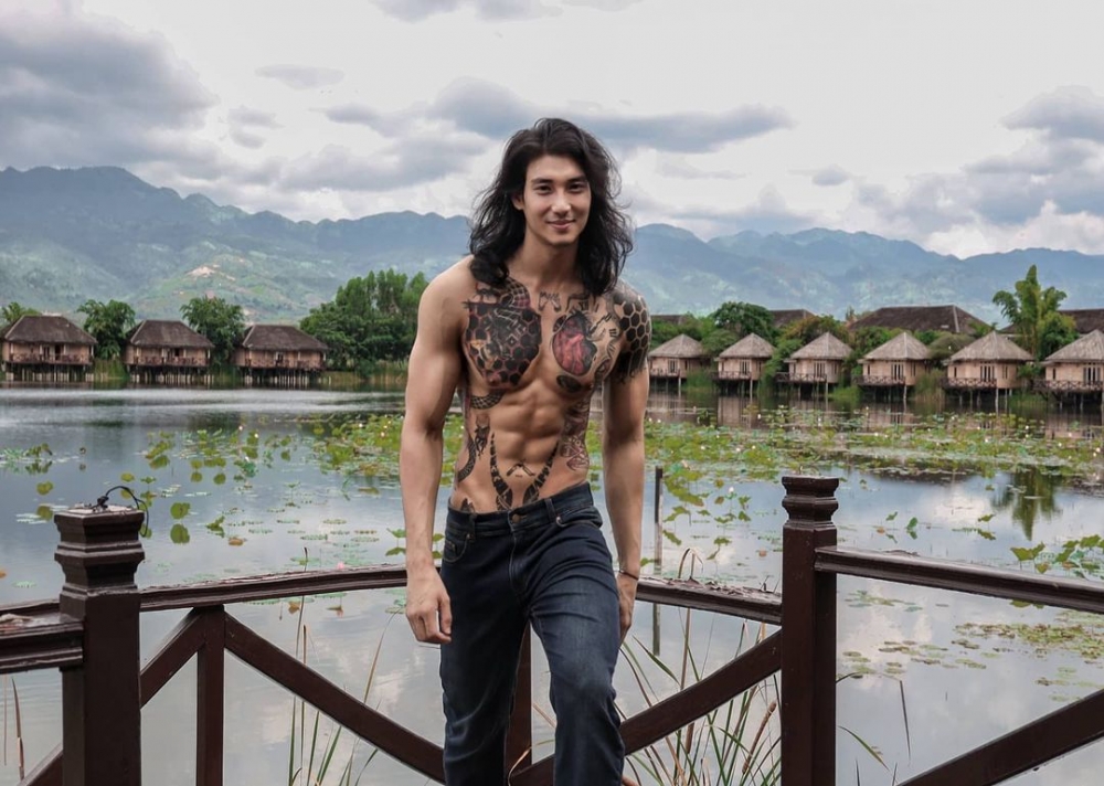 Paing Takhon於1996年出生,今年先25歲,身高有成188cm