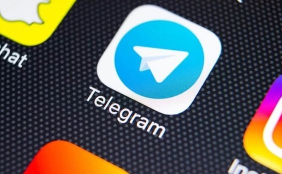 近日WhatsApp私隱條例更新令大眾紛紛轉用Singal、Telegram等安全、私密性較好嘅通訊App。