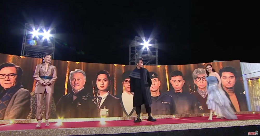頒獎典禮開始前,TVB一眾藝人都有行紅地氈,位位都悉心打扮