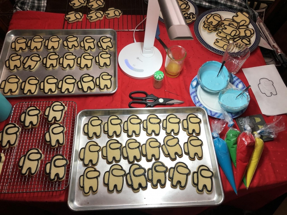 紅藍黃綠⋯⋯會分到咩色呢？邊個先會係「內鬼」呢？