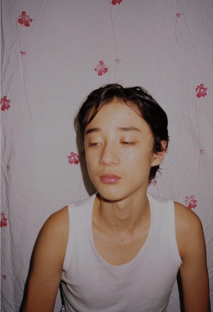 混血感亦無細個咁重，整個人氣質大變