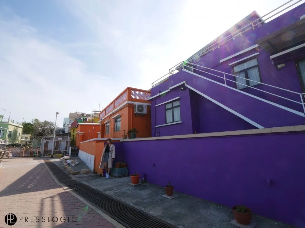 石澳仲有歐陸風彩色小屋