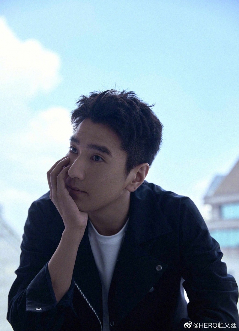 2012 年高圓圓與趙又廷拍攝電影《搜索》而相戀,兩人於 2014 年結婚。