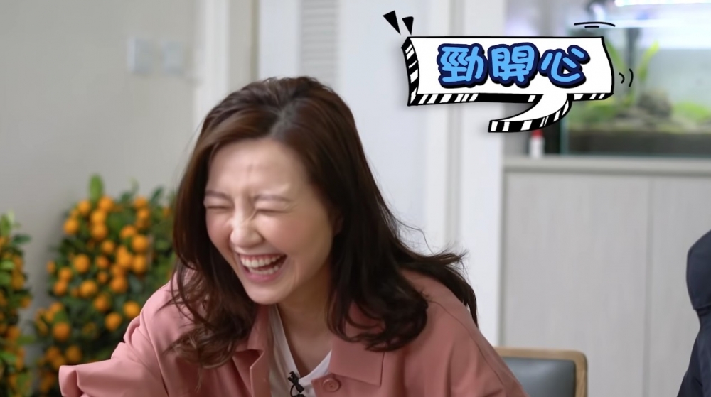 吳若希喺Youtube搵咗陳定幫師傅算運程
