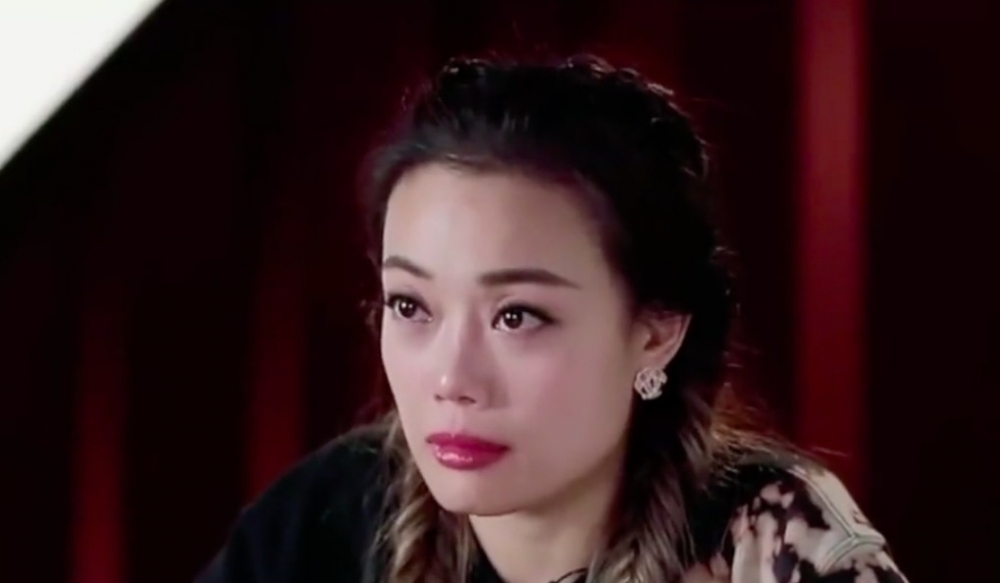 Joey聽到後亦落淚自責自己未做好隊長角色。