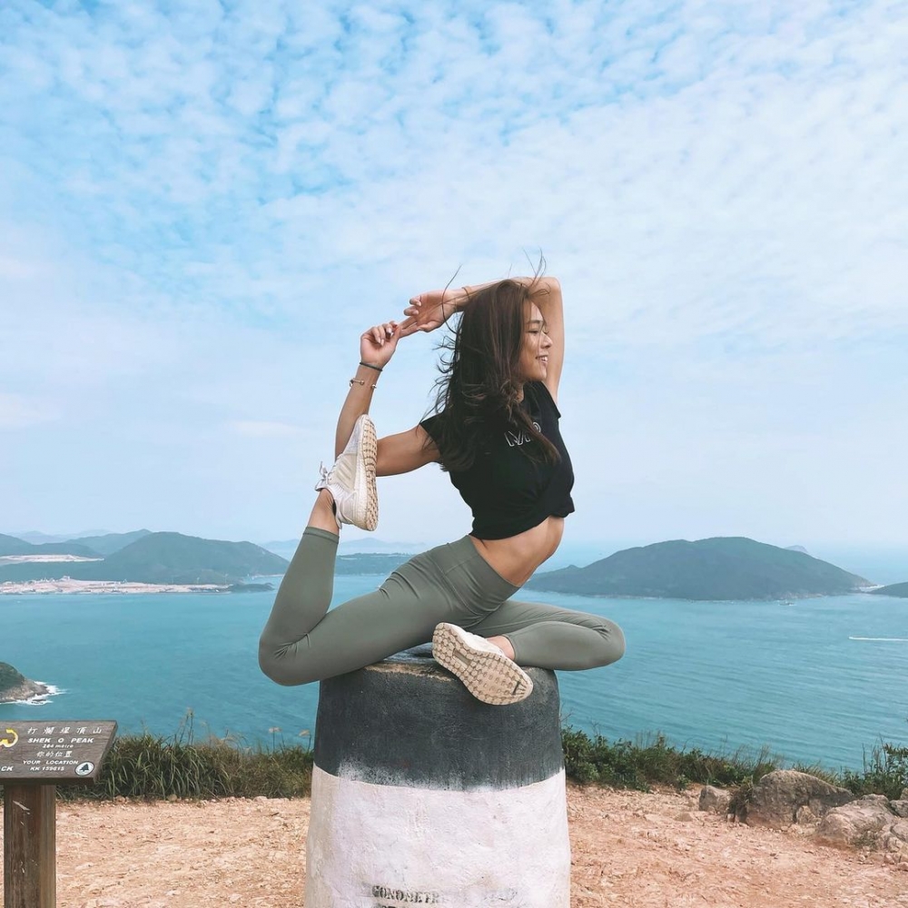 廖慧儀post出石澳龍脊嘅打卡照