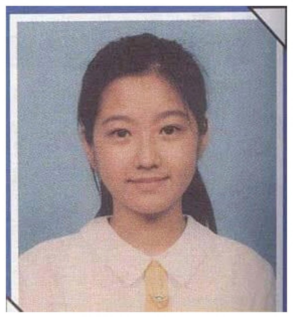 陳自瑤中學時期嘅學生相