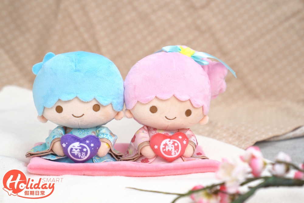 7-11聯乘Sanrio推出Little Twin Stars限量版錄音公仔,公仔更有錄音功能。