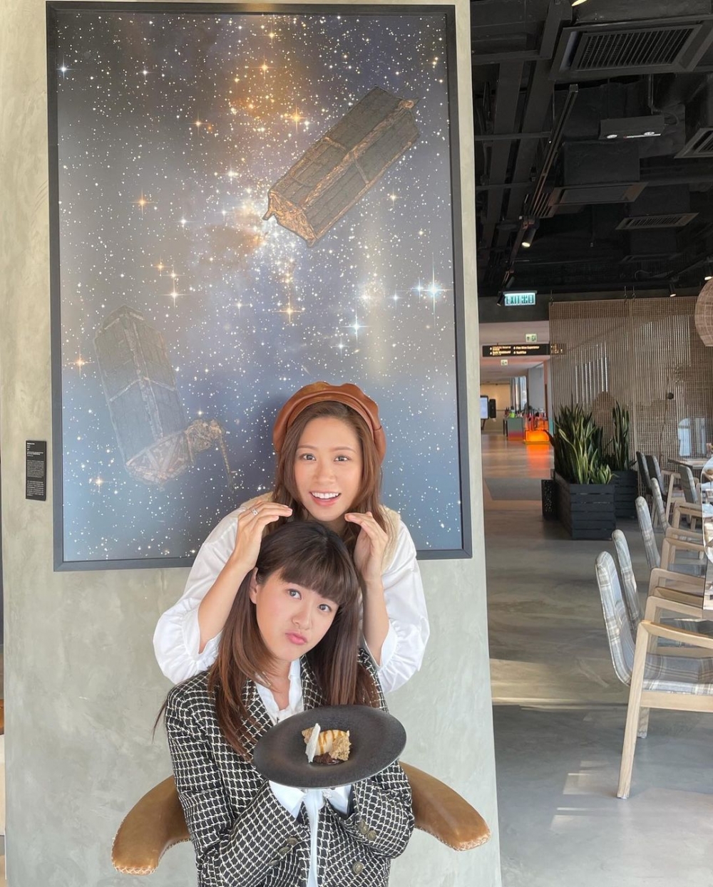 連好友林凱恩都笑江嘉敏嘅新髮型似煲蓋