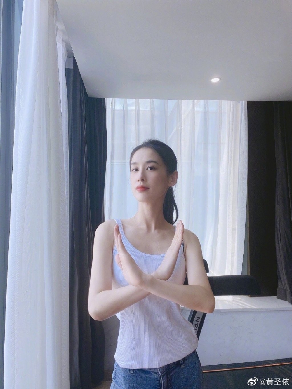 黃聖依素顏真心同妝後零變化