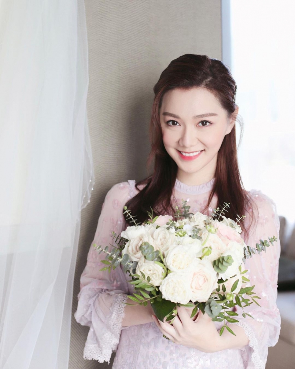 靚湯都有被問到同馬國明嘅感情事，表示對於外界屢傳佢哋婚訊感到「有少少厭」