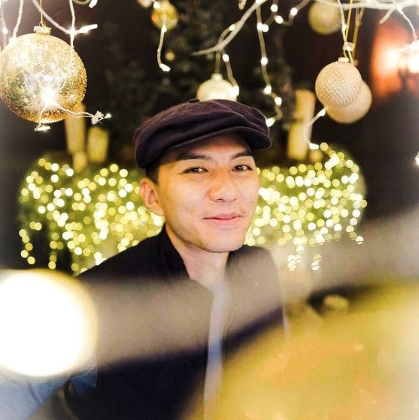 比以前更加 man 呀!