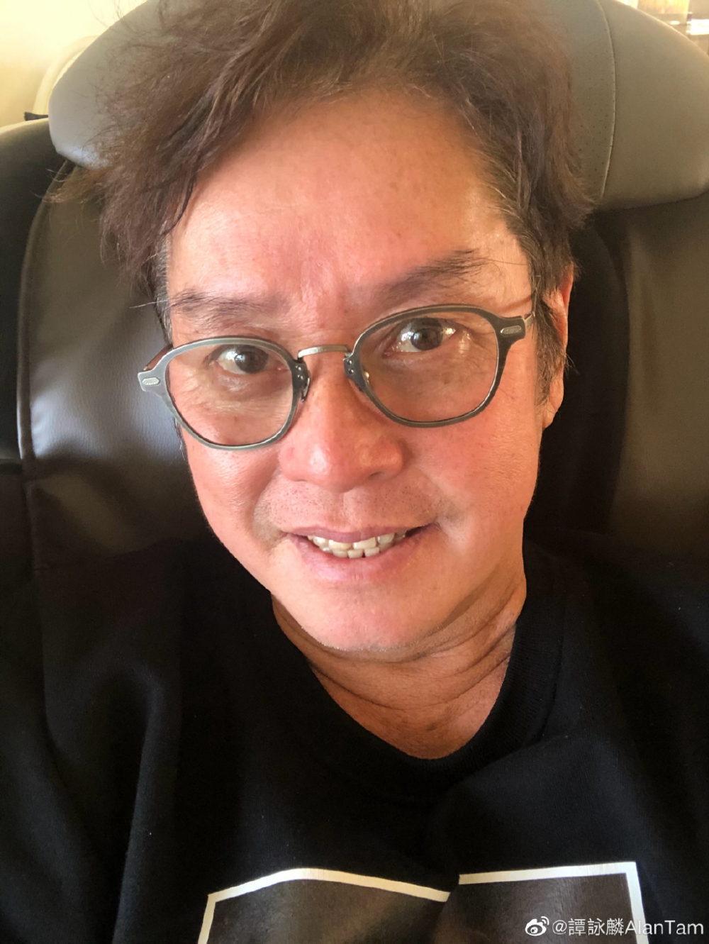 譚詠麟微博