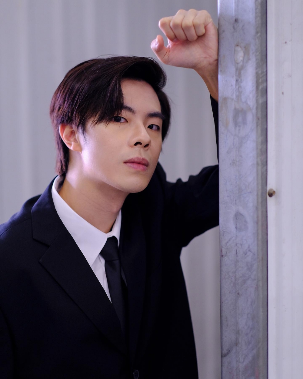 林正峰憑無綫劇《香港愛情故事》中宅男廢青「邱凱傑」一角而受觀眾注視。