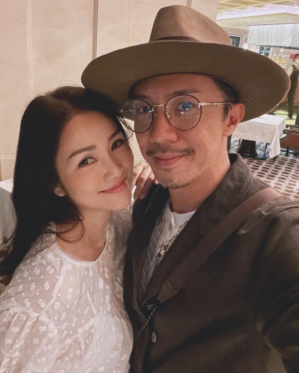 張繼聰同謝安琪育有一對仔女