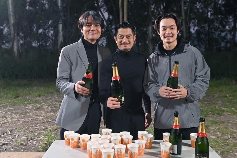 圈中就有唔少唔算高嘅男星,成功奪得唔少女生對歡心。
