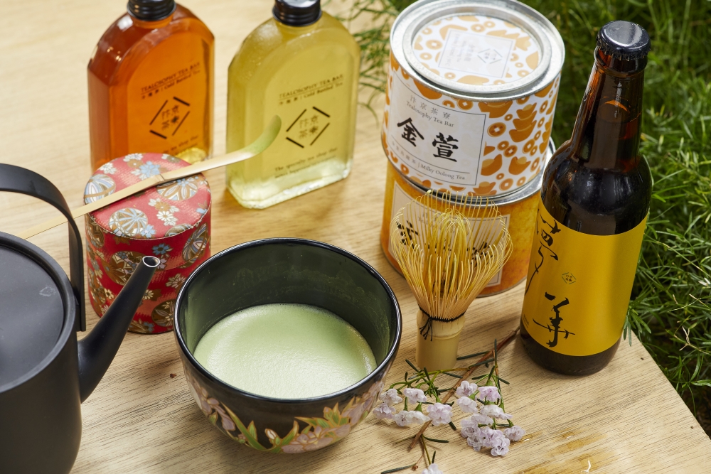 澳門人氣茶舍「汴京茶寮」特別為市集沖泡限定「金萱烏龍」及三款限定冷泡茶。