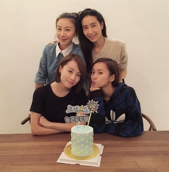 過往4位「餅碎」關係超好,成日一齊聚會