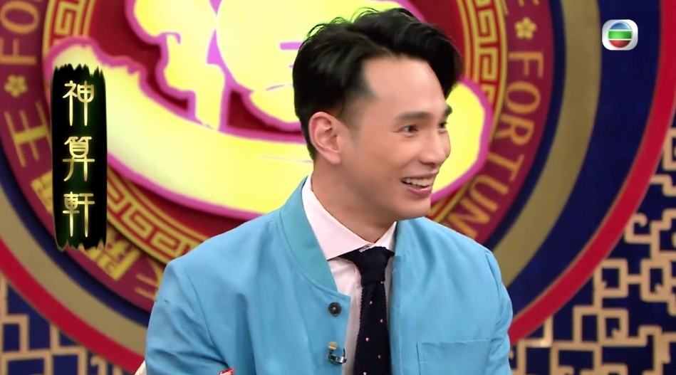 事件後就被被封為神算軒，就連唱歌、演戲都係做神算！