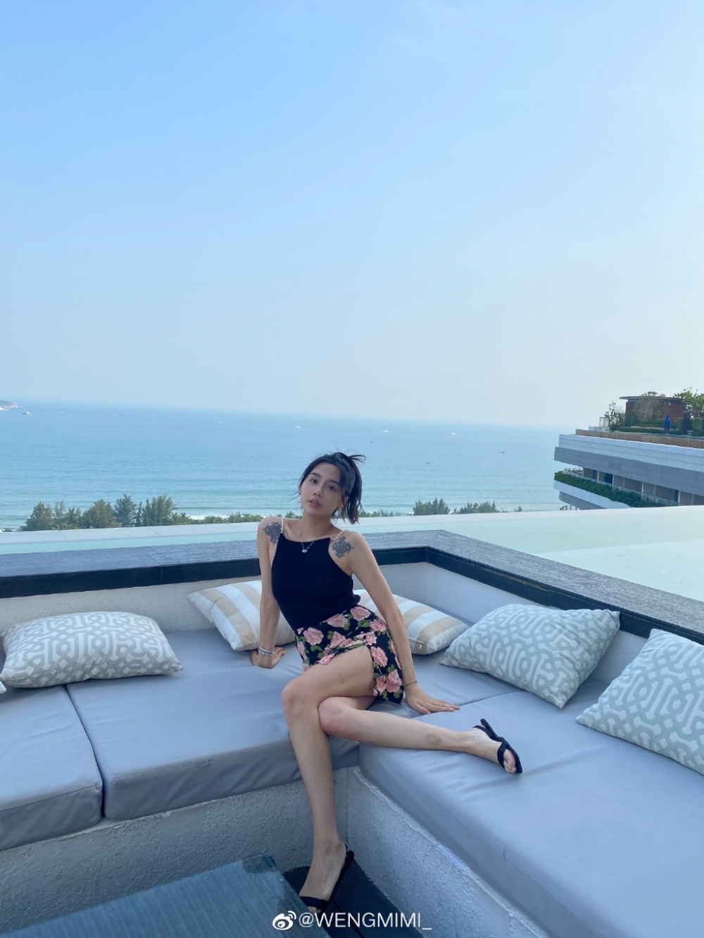 翁曉君今年27歲,比黃宗澤細13歲,喺微博有超過23萬粉絲