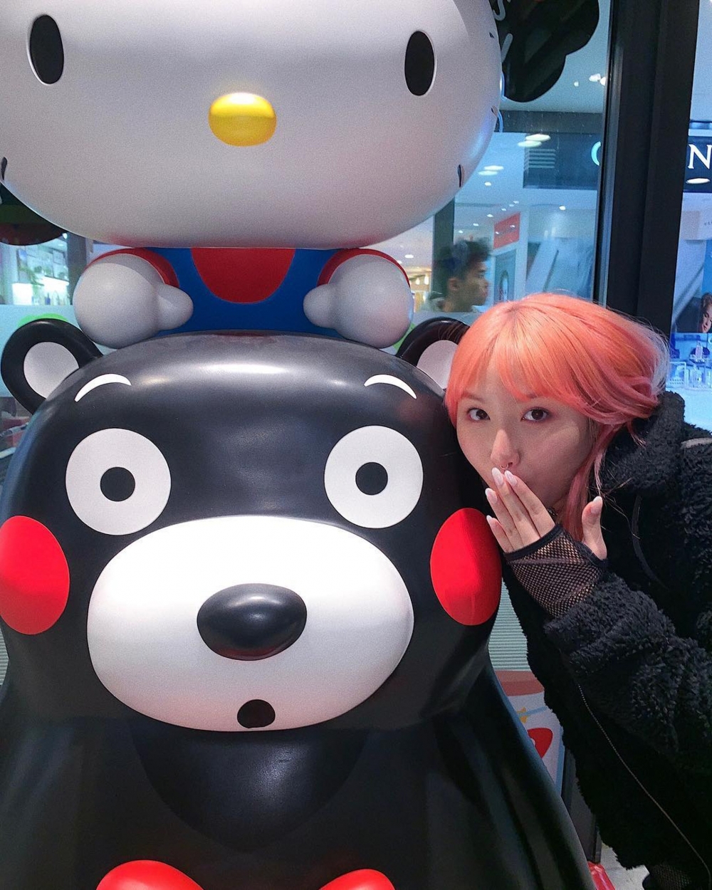 Franziska 嘅 IG 中不少都見到佢跟住偶像的腳步朝聖打卡