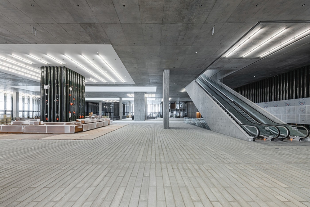 M+博物館大樓樓高18層,館內設有33個展廳