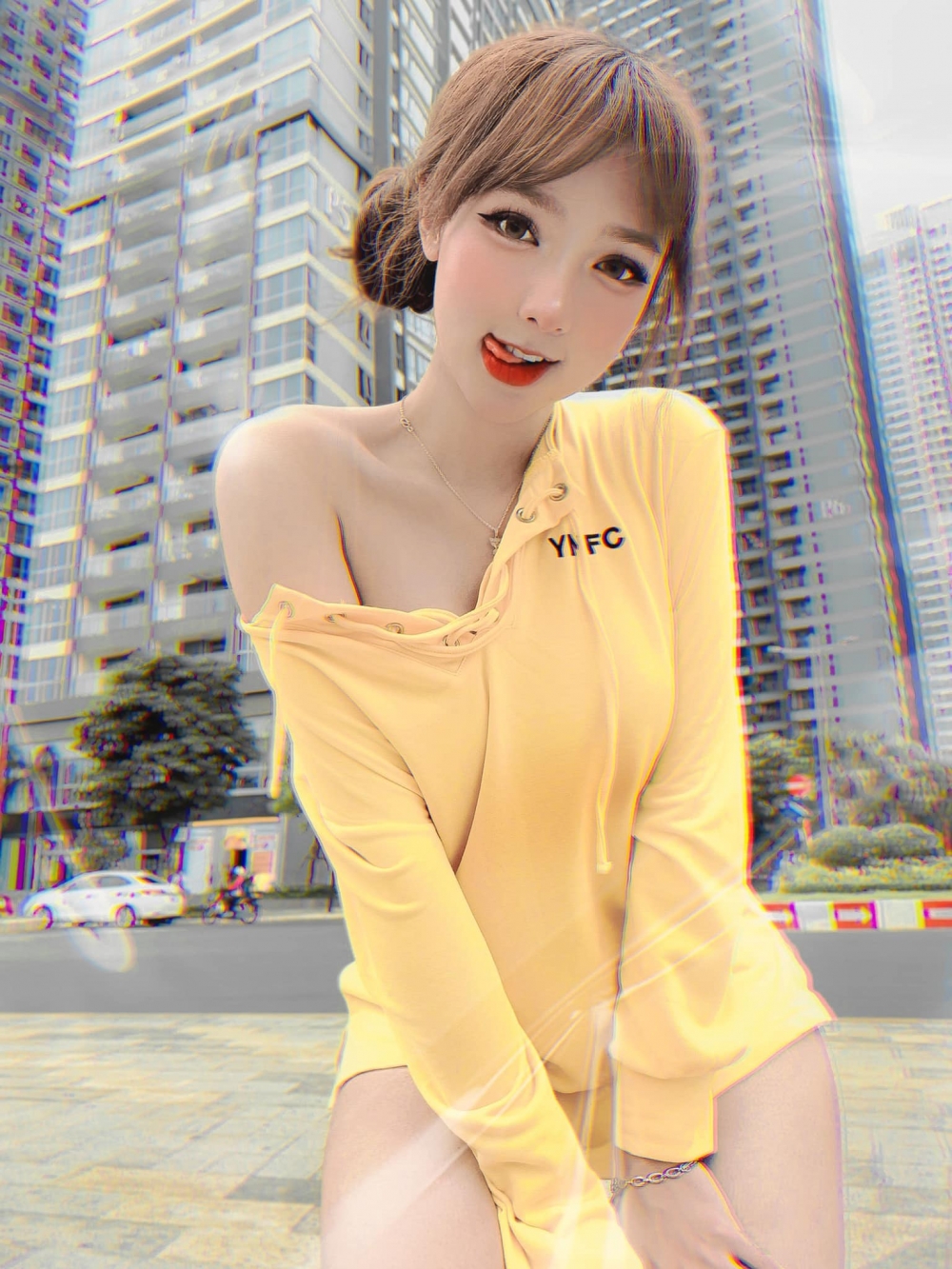 Mym 更透露自己從小就鍾意同女生一起玩,又鍾意畫畫