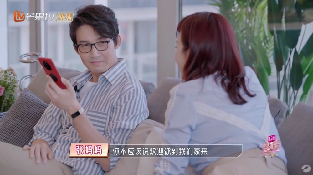 張媽媽即嚴肅指:「兒子你說得不對,你不應該說歡迎你到我們家來」