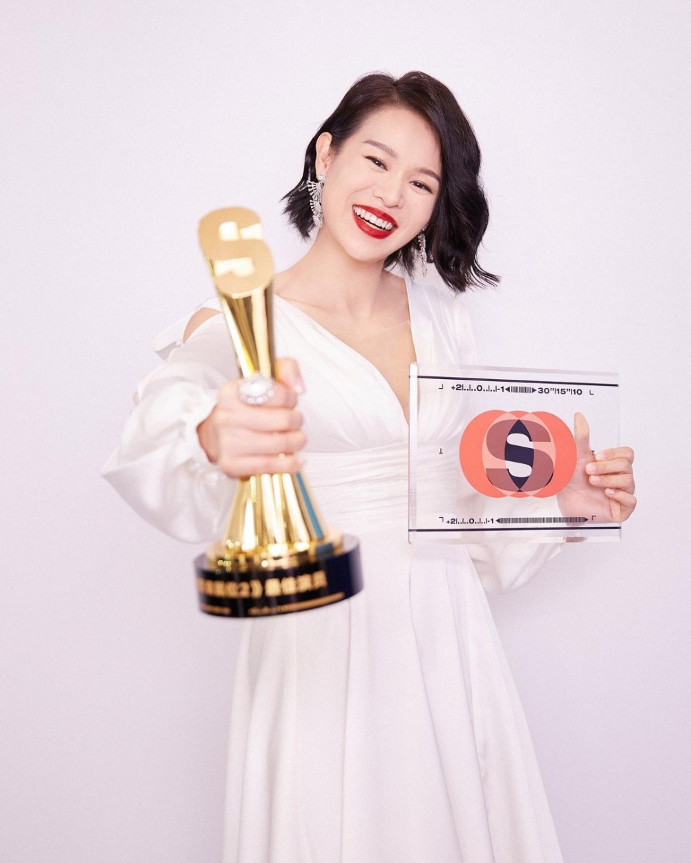 胡杏兒