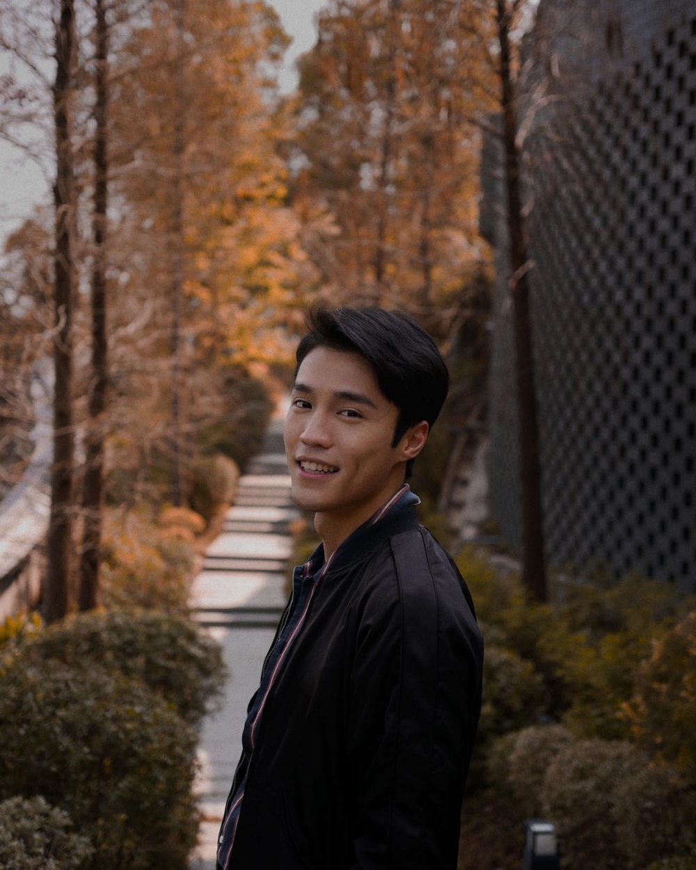 丁子朗 2016 年參選香港先生入行