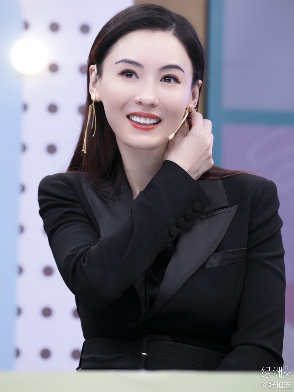 參加《乘風破浪的姐姐2》嘅張柏芝喺內地人氣急升