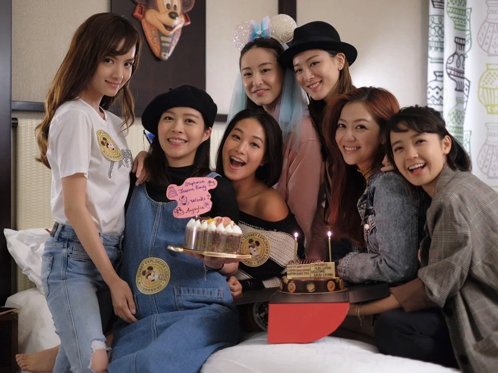 因為拍劇結緣嘅仲有飾演「M Club」學生時間啲佢哋