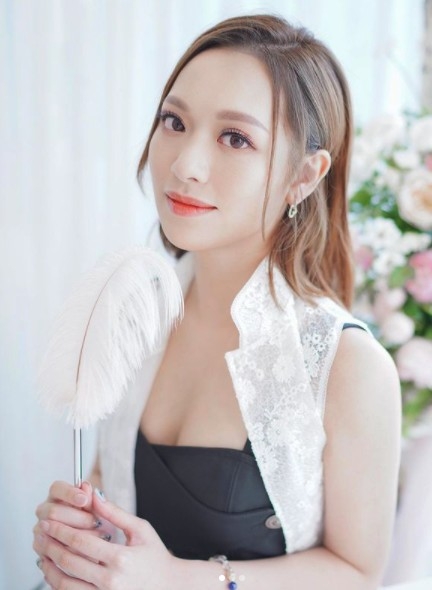 馮盈盈IG