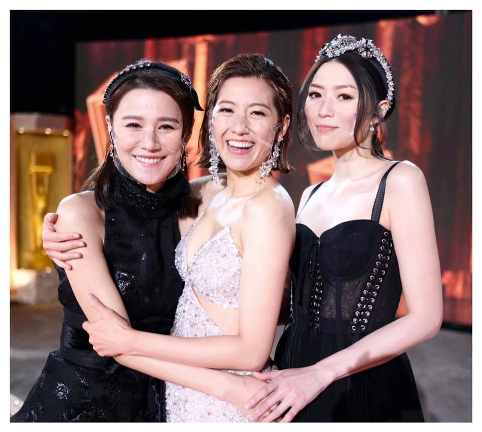 陳自瑤FB
